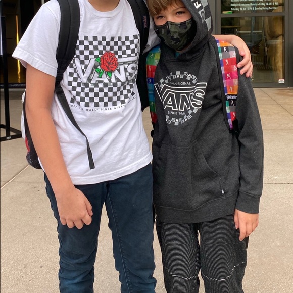 Meet your Posher, Kara - Picture 15 of 16